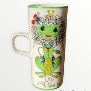Vintage Royal Crown Arnart Zodiac Leo Kitty Tall Coffee Mug
